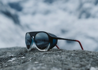 lunettes de ski et glacier vuarnet sur lyon